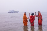 SINGING WOMEN