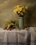 Still life in yellow