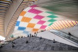 Buren habille Callatrava 10